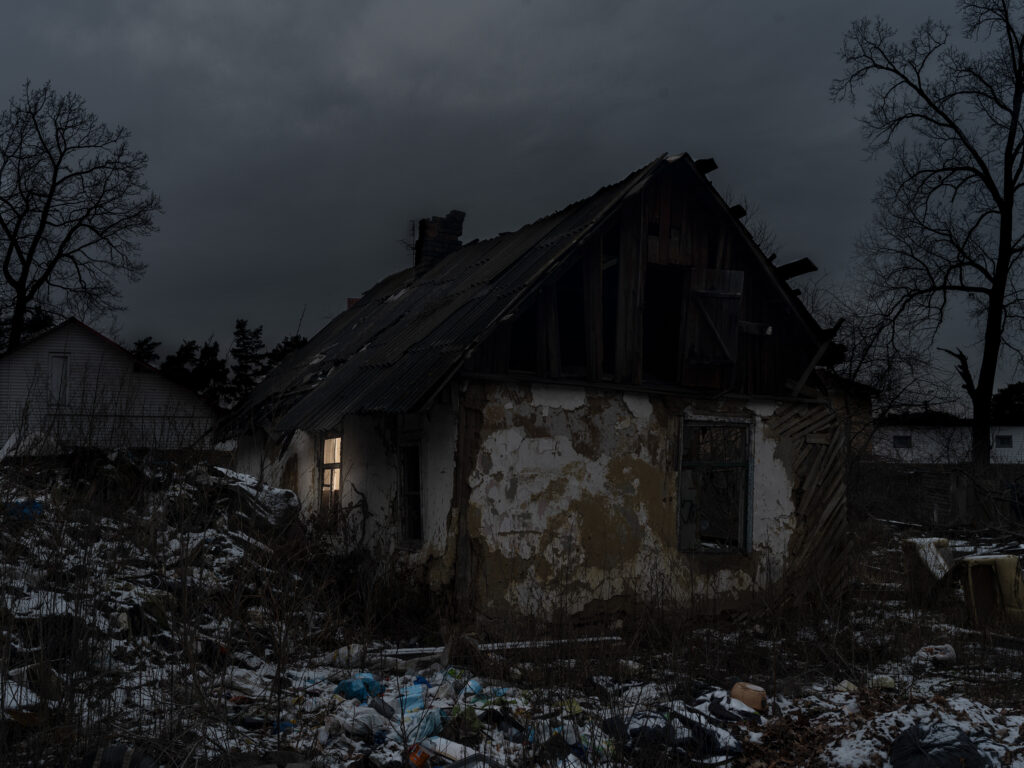 A travers les fissures 011