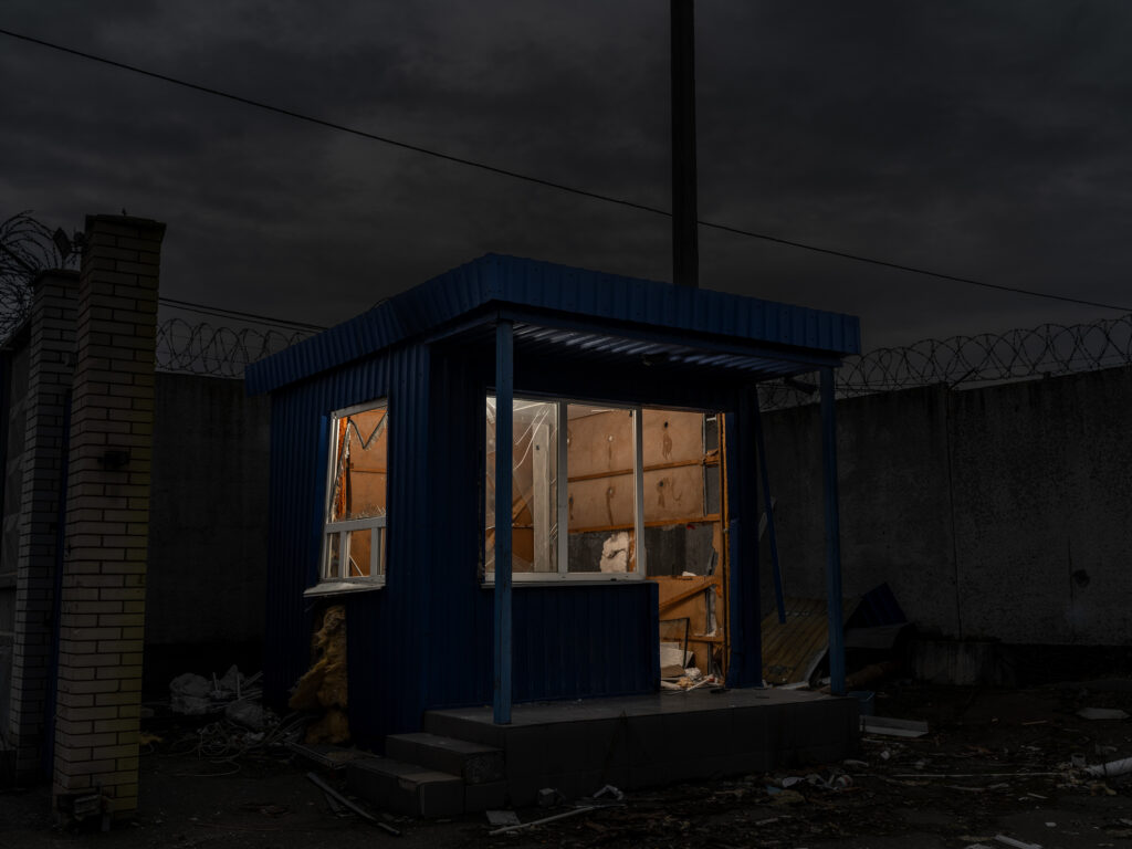 A travers les fissures 018