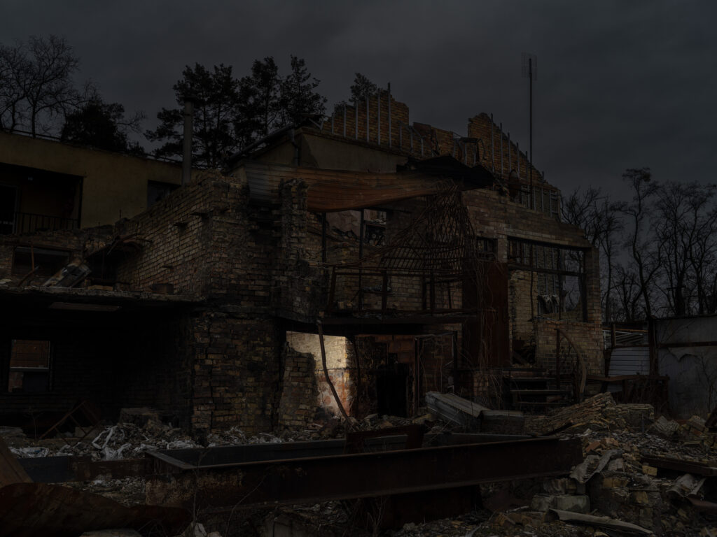 A travers les fissures 020