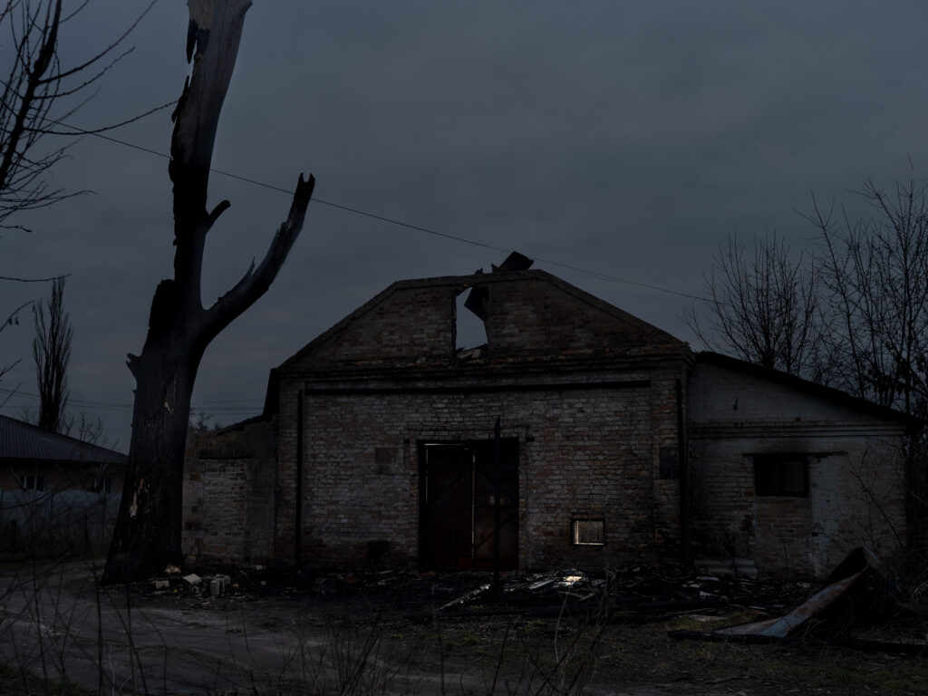 A travers les fissures 026