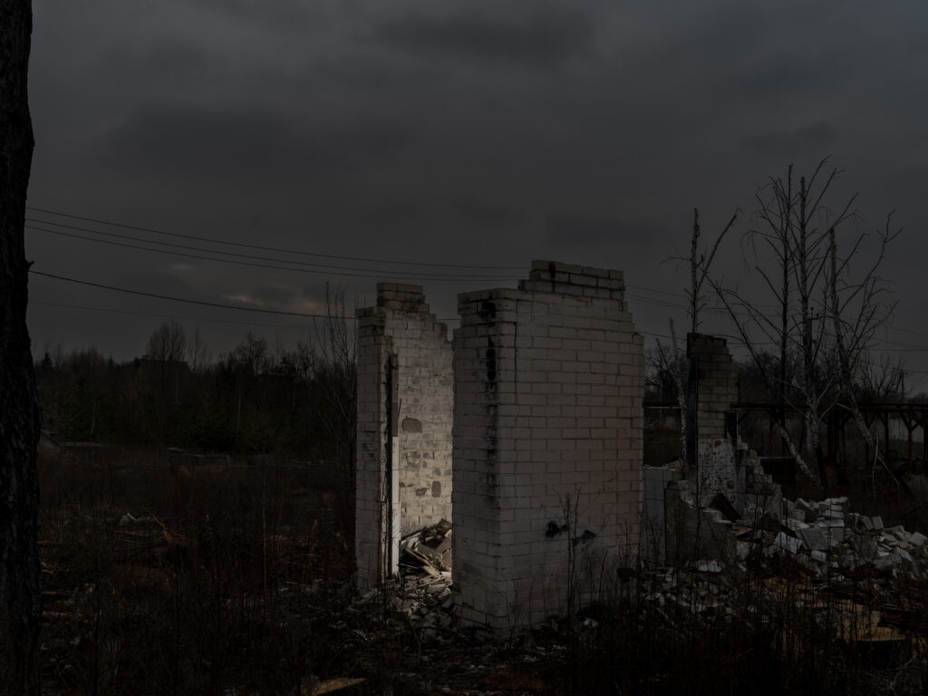 A travers les fissures 033
