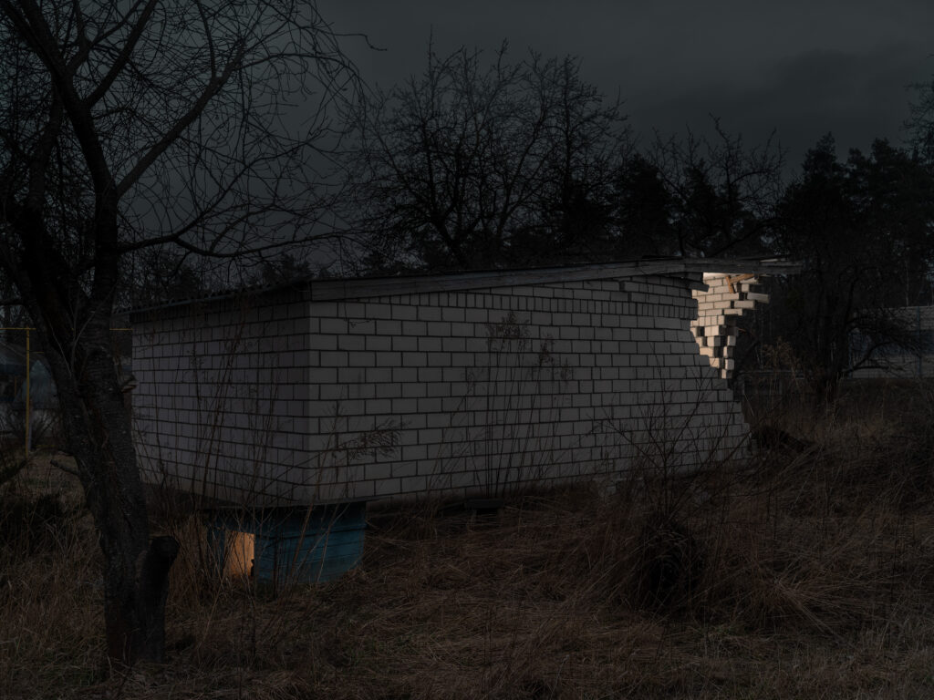 A travers les fissures 040