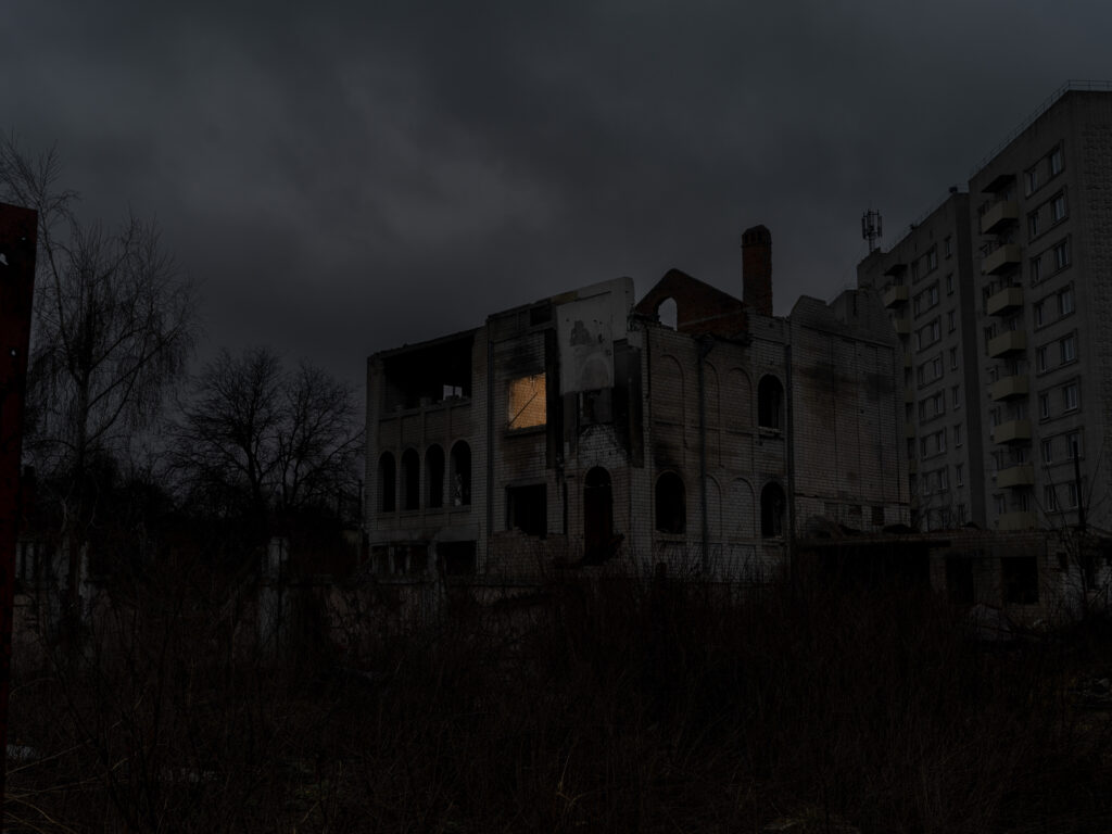 A travers les fissures 055