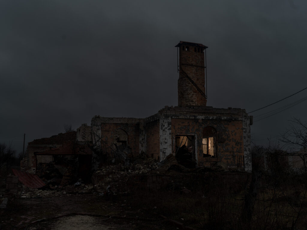 A travers les fissures 057