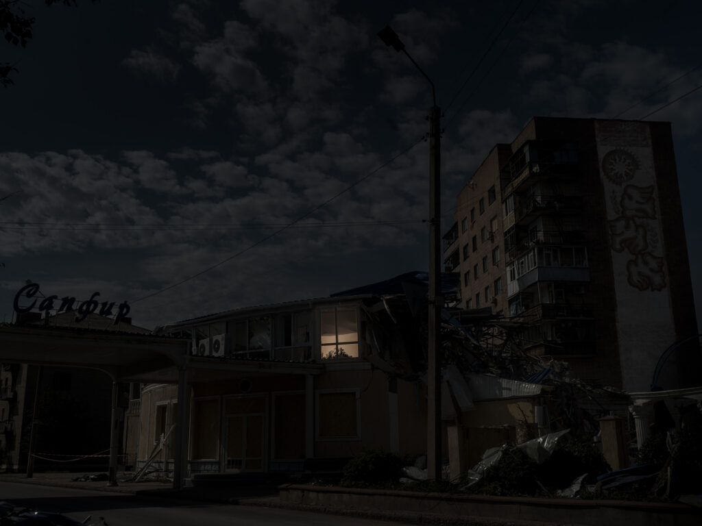 A travers les fissures 066