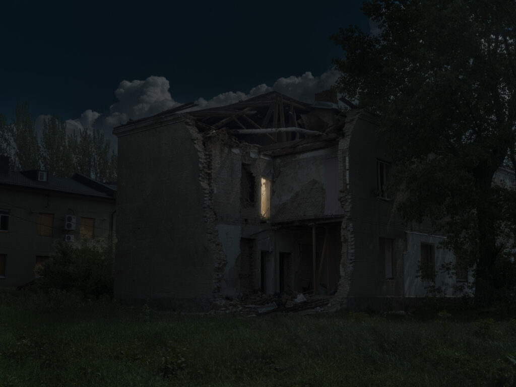 A travers les fissures 083