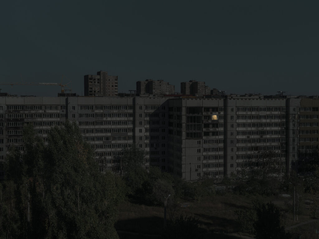 A travers les fissures 090