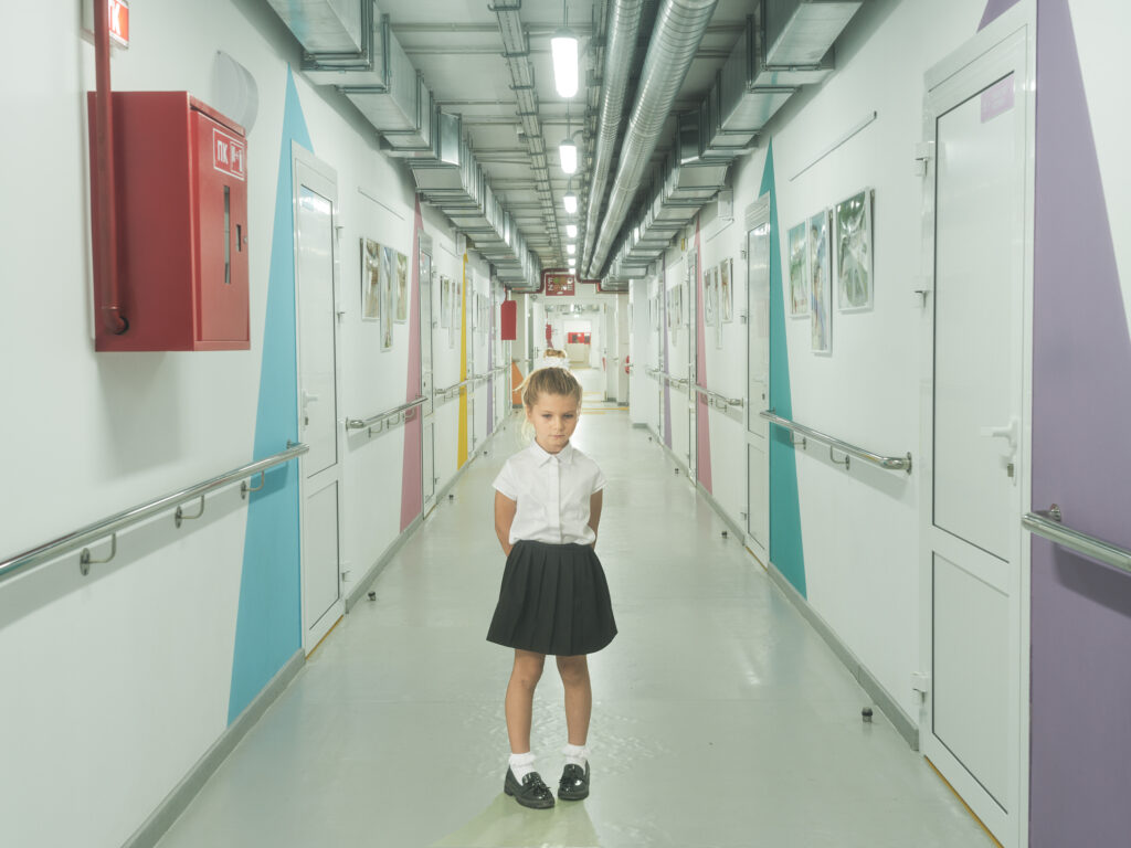 Schoolgirl – Kharkiv